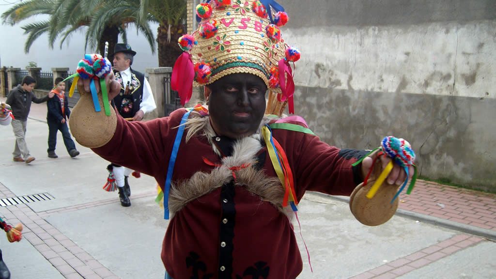 Los Negritos de San Blas en Montehermoso 2024