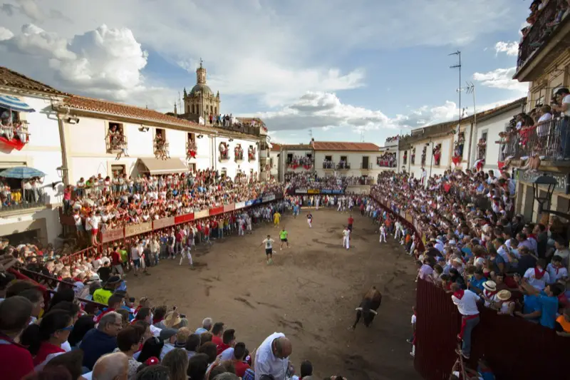 Agenda Festiva: Descubre el Programa Completo de las Fiestas de San Juan en Coria 2024